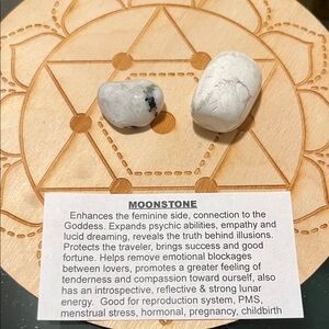 Moonstone Tumbled Stones - White with Gray Veining